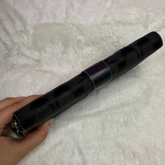 COACH Black Signature Wallet - Picture 3 of 11